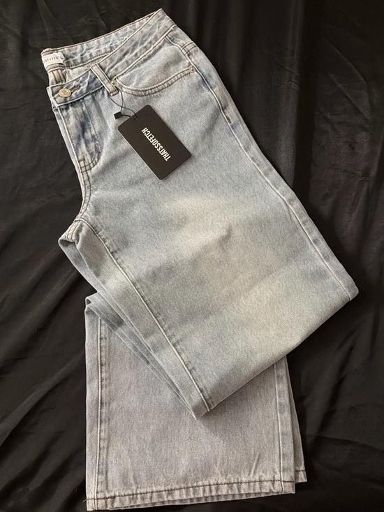 Thats So Fetch Denim - Transcendent Light Wash Straight-Leg Women’s Jeans